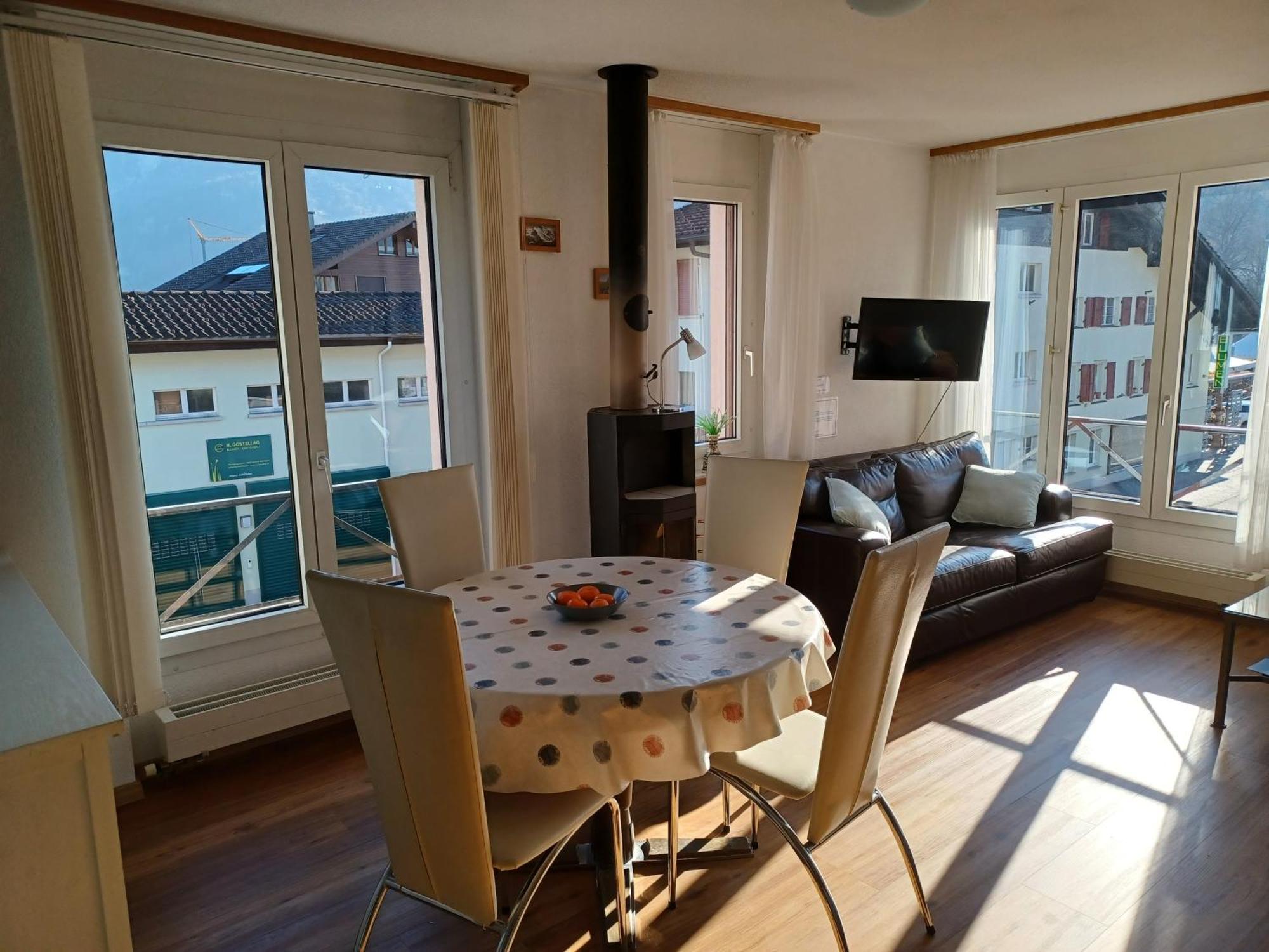 Jobling'S Holiday Apartment อินเทอร์ลาเคน ภายนอก รูปภาพ